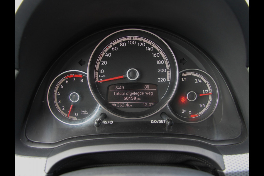 Volkswagen up! 1.0 Active 5drs. Clima | Apps