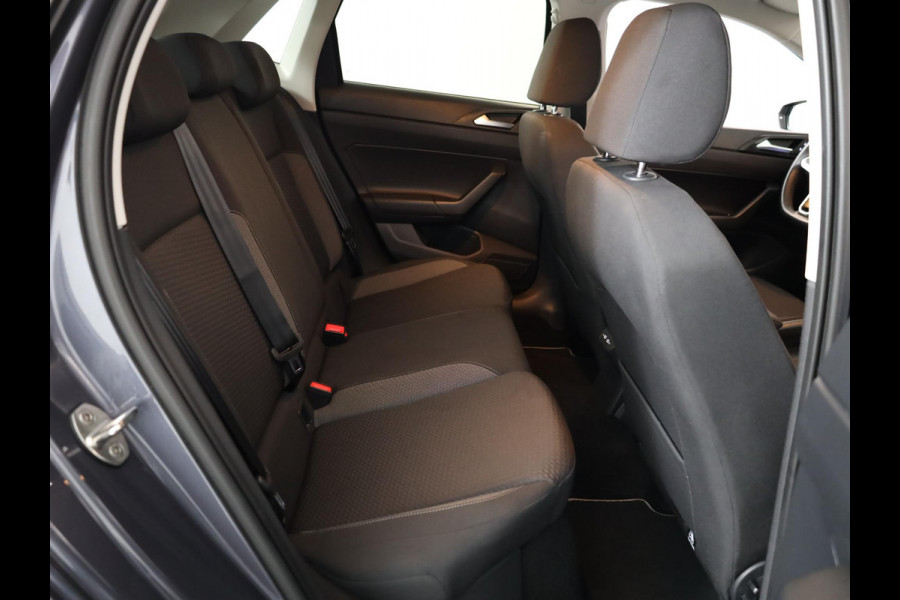 Volkswagen Polo 1.0 TSI Life 95 pk Automaat (DSG) | Private lease vanaf € 468,- pm | Navigatie via App | Autom. airco | Parkeersensoren (Park assist) | Adaptieve cruise control | Stoelverwarming | Volledig digitaal instrumentenpaneel |