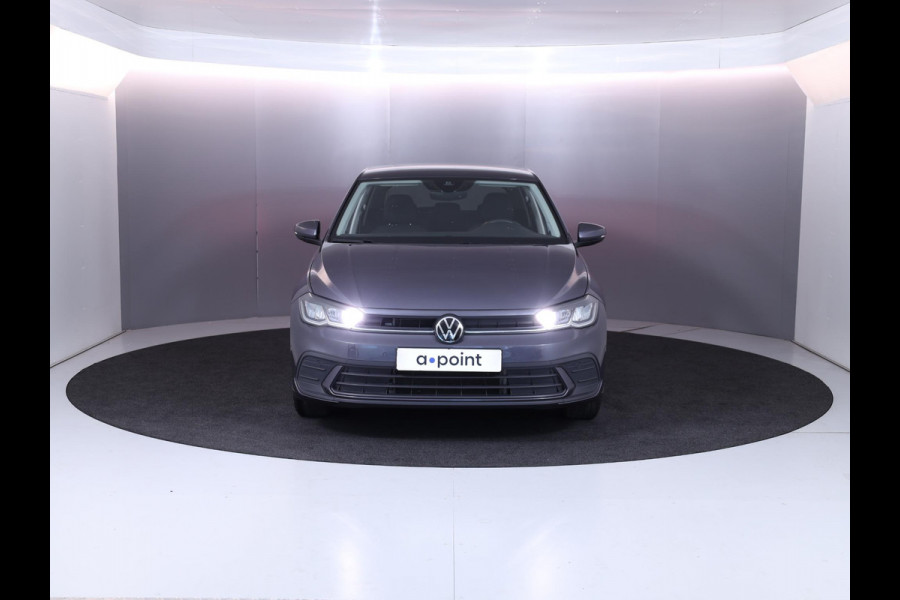 Volkswagen Polo 1.0 TSI Life 95 pk Automaat (DSG) | Private lease vanaf € 468,- pm | Navigatie via App | Autom. airco | Parkeersensoren (Park assist) | Adaptieve cruise control | Stoelverwarming | Volledig digitaal instrumentenpaneel |