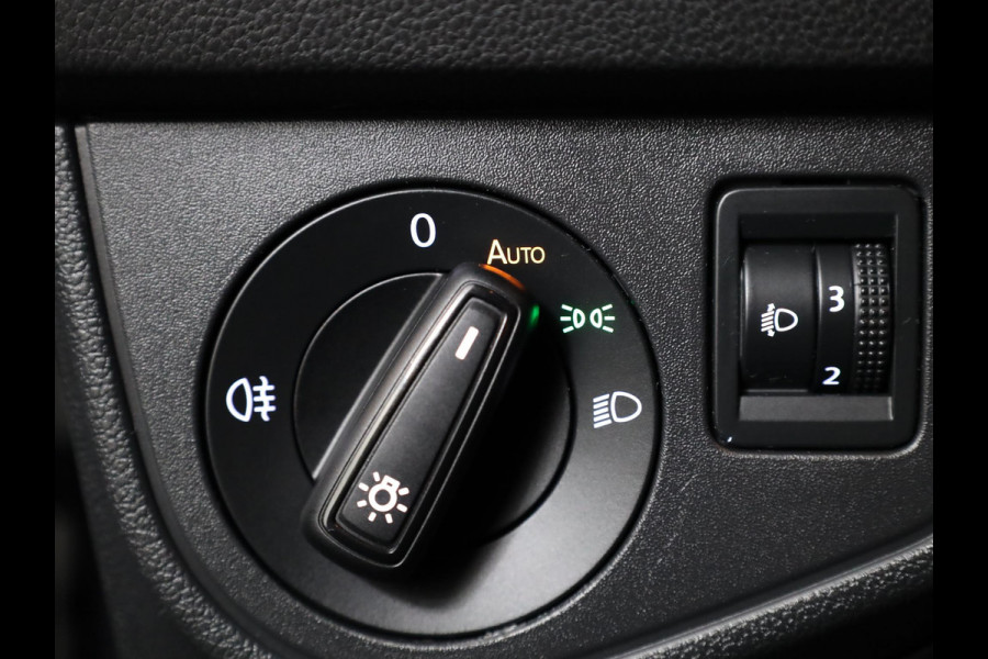 Volkswagen Polo 1.0 TSI Life 95 pk Automaat (DSG) | Private lease vanaf € 468,- pm | Navigatie via App | Autom. airco | Parkeersensoren (Park assist) | Adaptieve cruise control | Stoelverwarming | Volledig digitaal instrumentenpaneel |