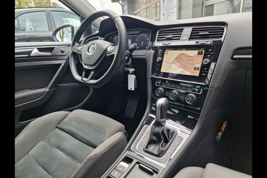 Volkswagen GOLF Variant 1.0 TSI Highline Business R DSG|ACC|Carplay|Stoelverwarming|Digidash|