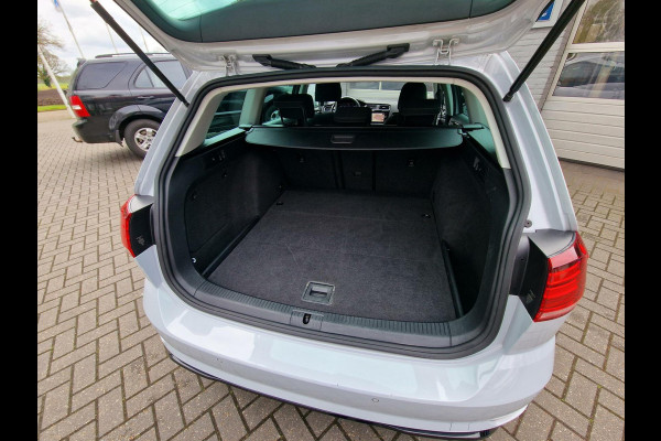Volkswagen GOLF Variant 1.0 TSI Highline Business R DSG|ACC|Carplay|Stoelverwarming|Digidash|