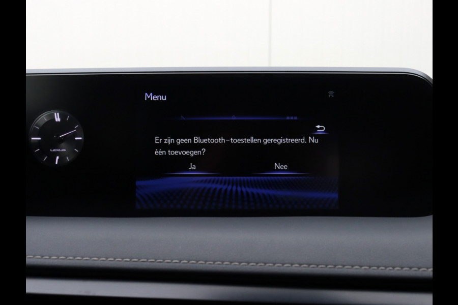 Lexus UX 250h Preference Line | Stoelverwarming | Parkeersensoren | Trekh