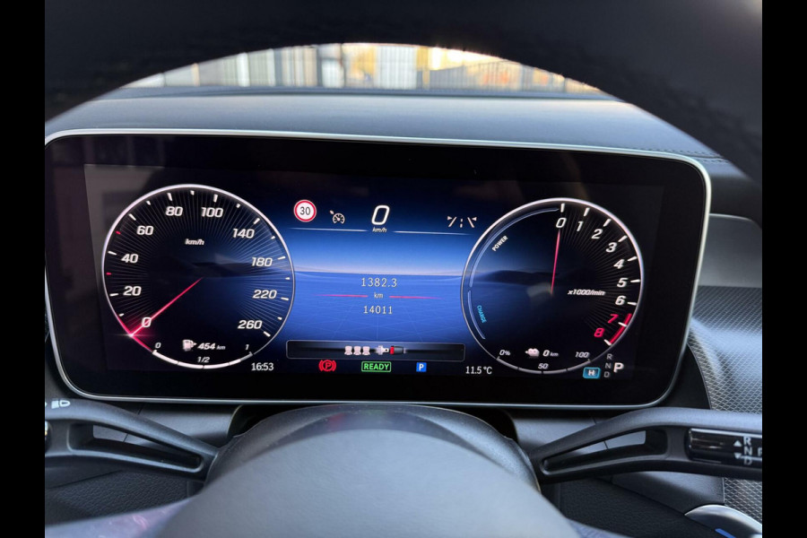 Mercedes-Benz GLC 300e 4MATIC AMG Line PANORAMADAK LEER ADAPTIVE CRUISE