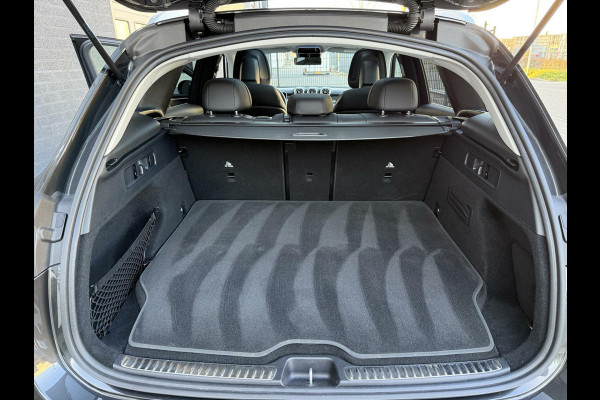 Mercedes-Benz GLC 300e 4MATIC AMG Line PANORAMADAK LEER ADAPTIVE CRUISE