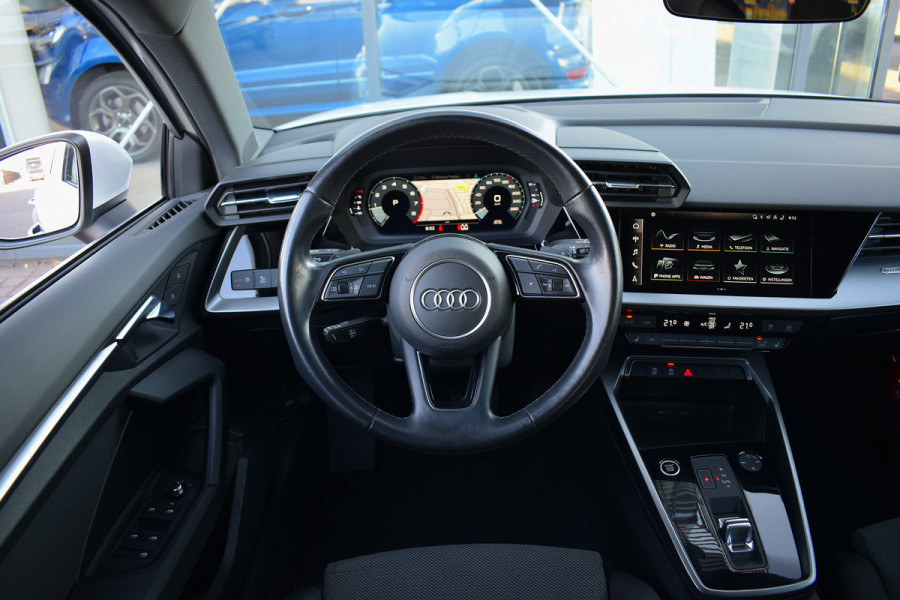 Audi A3 Sportback 35 TFSI S edition | 2x S-Line | Virtual | Stoelverwarming | Climate