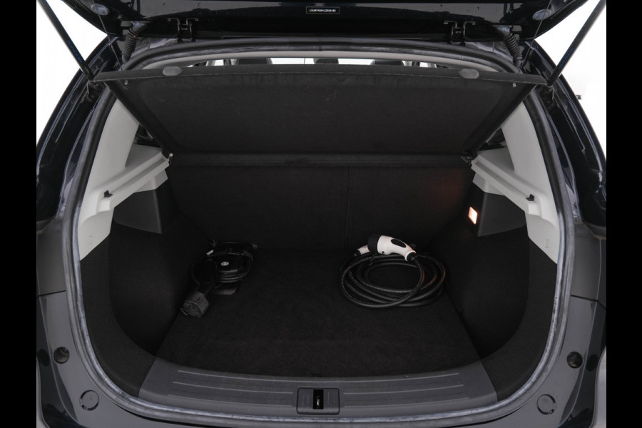 MG ZS EV Luxury 45 kWh (INCL-BTW) *PANO | FULL-LEATHER | CCS-FASTLOADER | KEYLESS | NAVI-FULLMAP | ADAPTIVE-CRUISE | CAMERA | HEATED-SEATS | CARPLAY | LANE-ASSIST | DAB | SPORT-SEATS | 18"ALU*