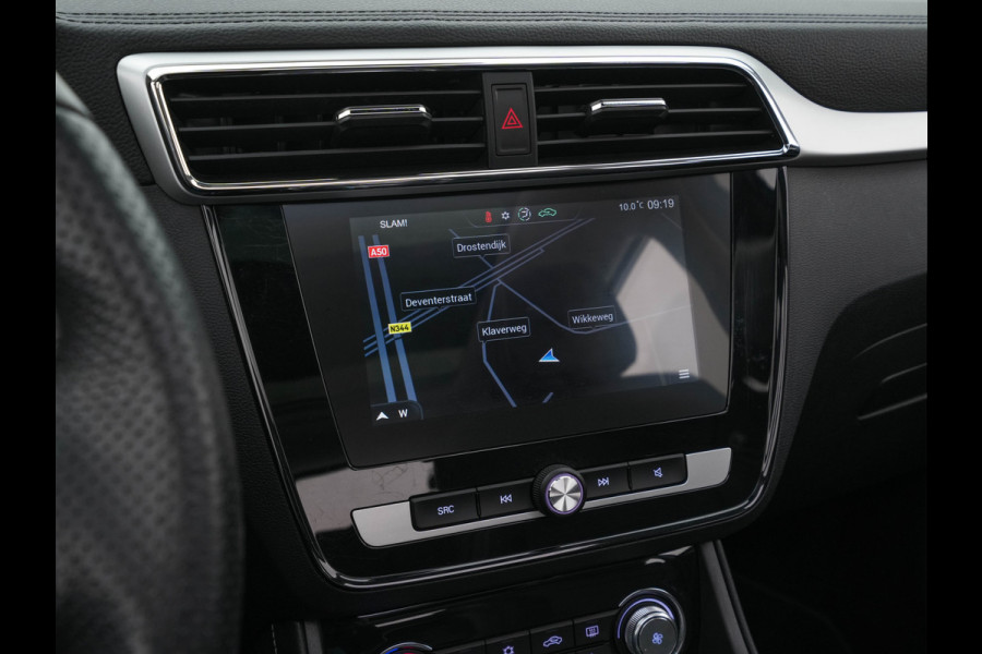 MG ZS EV Luxury 45 kWh (INCL-BTW) *PANO | FULL-LEATHER | CCS-FASTLOADER | KEYLESS | NAVI-FULLMAP | ADAPTIVE-CRUISE | CAMERA | HEATED-SEATS | CARPLAY | LANE-ASSIST | DAB | SPORT-SEATS | 18"ALU*