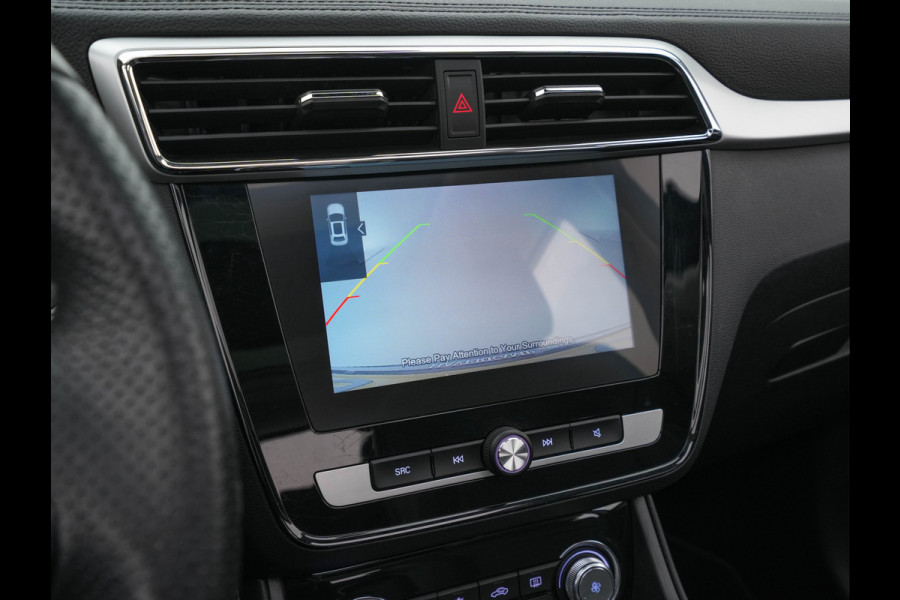 MG ZS EV Luxury 45 kWh (INCL-BTW) *PANO | FULL-LEATHER | CCS-FASTLOADER | KEYLESS | NAVI-FULLMAP | ADAPTIVE-CRUISE | CAMERA | HEATED-SEATS | CARPLAY | LANE-ASSIST | DAB | SPORT-SEATS | 18"ALU*