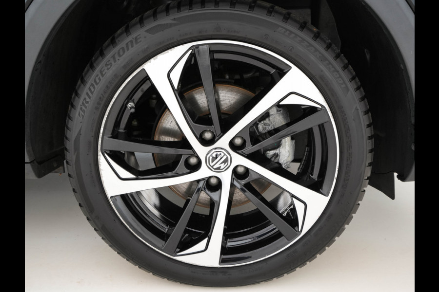 MG ZS EV Luxury 45 kWh (INCL-BTW) *PANO | FULL-LEATHER | CCS-FASTLOADER | KEYLESS | NAVI-FULLMAP | ADAPTIVE-CRUISE | CAMERA | HEATED-SEATS | CARPLAY | LANE-ASSIST | DAB | SPORT-SEATS | 18"ALU*