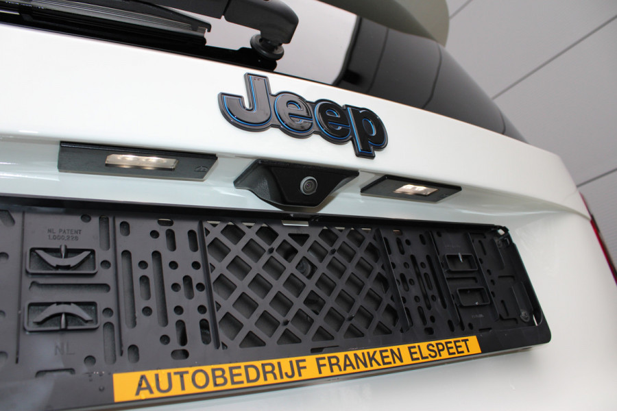 Jeep Renegade 4xe 240 Plug-in Hybrid Electric Upland | Panoramadak | Winterpakket | Led | Camera | Parkeer assistent