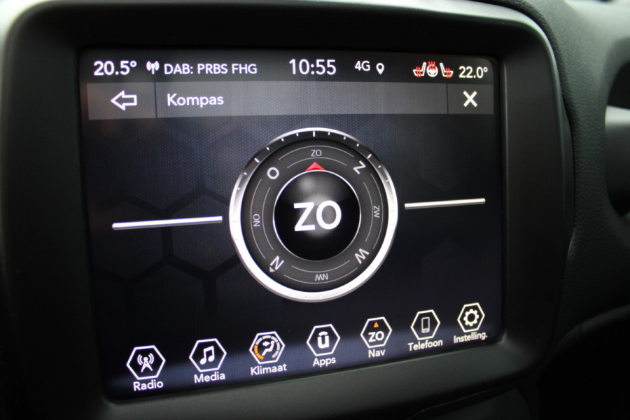 Jeep Renegade 4xe 240 Plug-in Hybrid Electric Upland | Panoramadak | Winterpakket | Led | Camera | Parkeer assistent