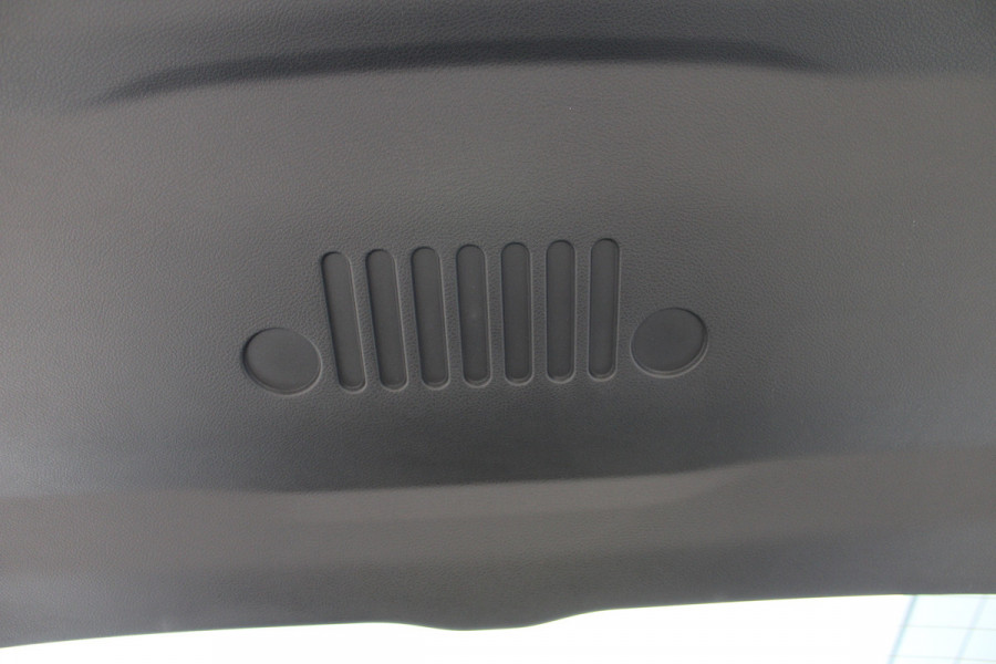 Jeep Renegade 4xe 240 Plug-in Hybrid Electric Upland | Panoramadak | Winterpakket | Led | Camera | Parkeer assistent