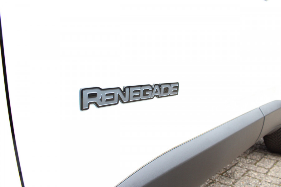 Jeep Renegade 4xe 240 Plug-in Hybrid Electric Upland | Panoramadak | Winterpakket | Led | Camera | Parkeer assistent