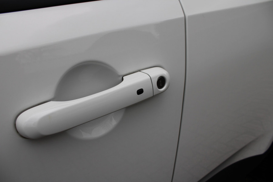 Jeep Renegade 4xe 240 Plug-in Hybrid Electric Upland | Panoramadak | Winterpakket | Led | Camera | Parkeer assistent