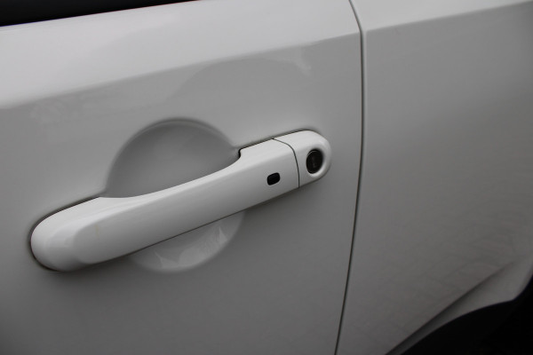 Jeep Renegade 4xe 240 Plug-in Hybrid Electric Upland | Panoramadak | Winterpakket | Led | Camera | Parkeer assistent