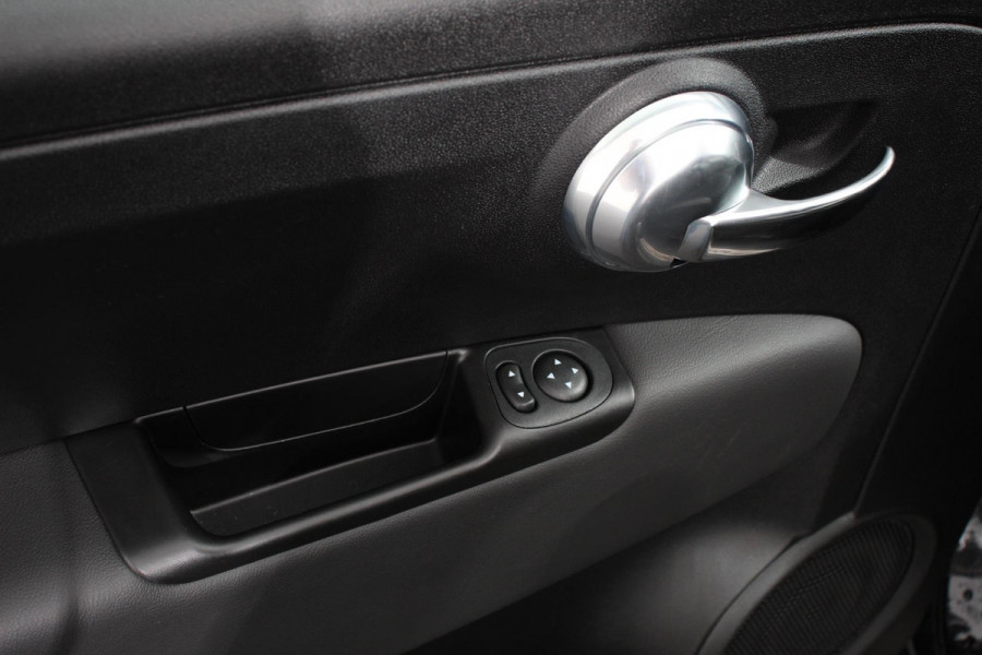 Fiat 500 1.0 Hybrid Sport Connect Navigatie Apple Carplay/Android Auto Airco Cruise Control DAB Lichtmetalen Velgen