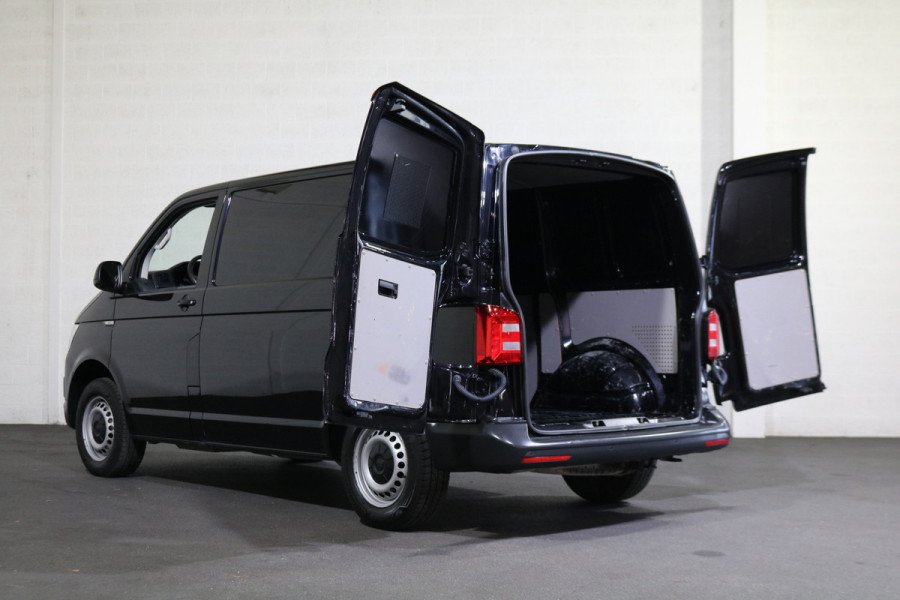 Volkswagen Transporter 2.0 TDI L1 H1 150pk Airco Navigatie
