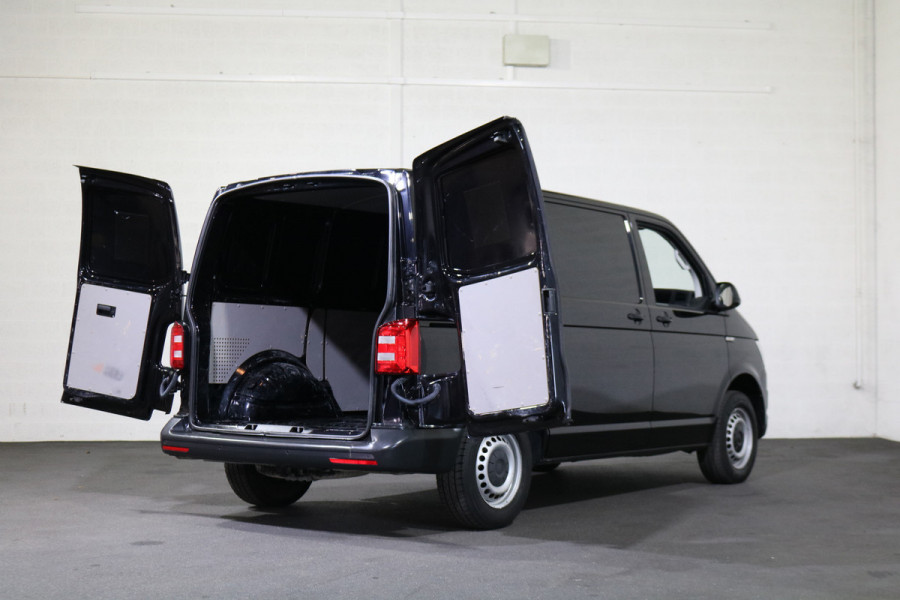 Volkswagen Transporter 2.0 TDI L1 H1 150pk Airco Navigatie