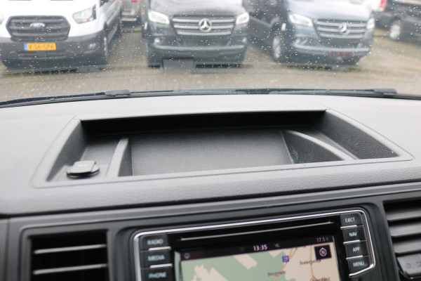 Volkswagen Transporter 2.0 TDI L1 H1 150pk Airco Navigatie
