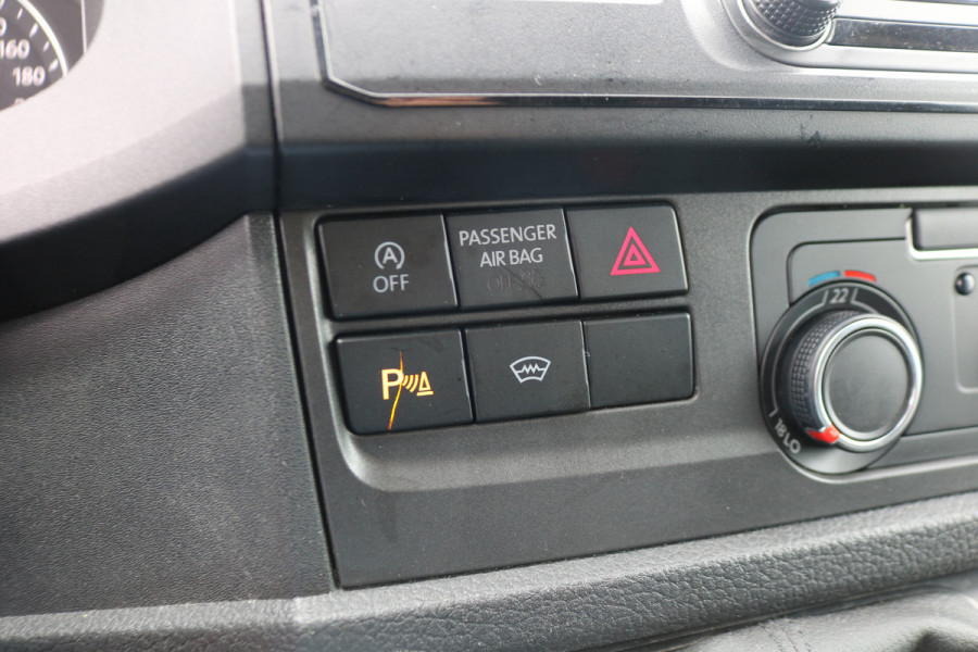 Volkswagen Transporter 2.0 TDI L1 H1 150pk Airco Navigatie