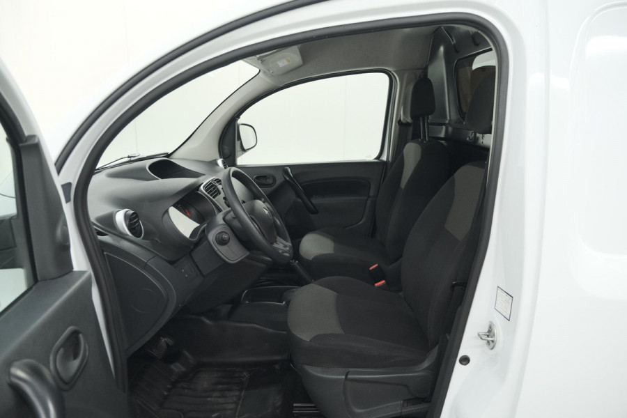 Renault Kangoo E-Tech 33 kWh 82 PK | Koopaccu | Laadruimte Betimmering | Airco | Cruise Control | DAB Radio