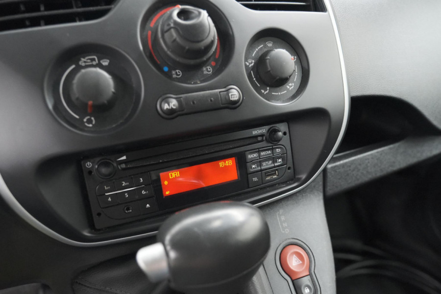 Renault Kangoo E-Tech 33 kWh 82 PK | Koopaccu | Laadruimte Betimmering | Airco | Cruise Control | DAB Radio