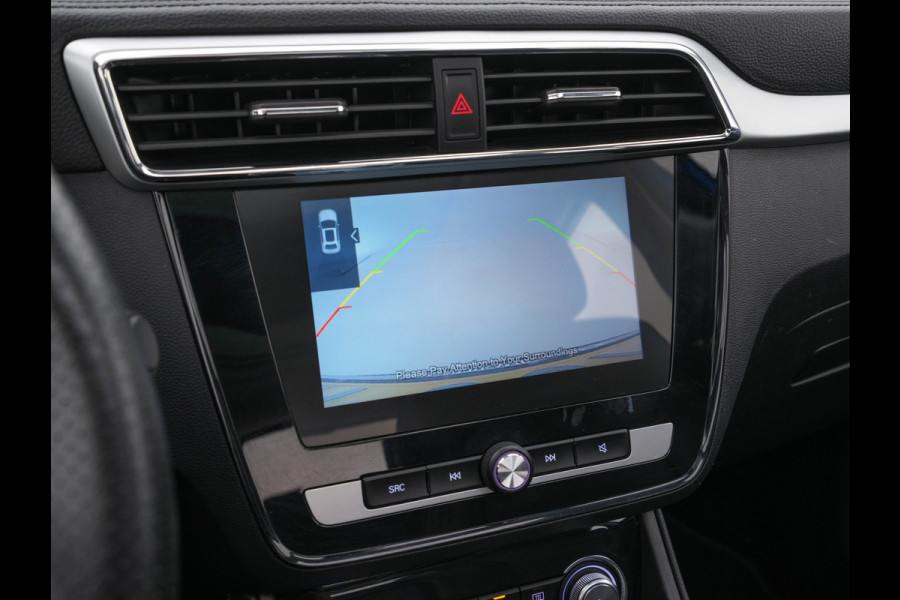 MG ZS EV Luxury 45 kWh (INCL-BTW) *PANO | FULL-LEATHER | CCS-FASTLOADER | KEYLESS | NAVI-FULLMAP | ADAPTIVE-CRUISE | CAMERA | HEATED-SEATS | CARPLAY | LANE-ASSIST | SPORT-SEATS | 17"ALU*