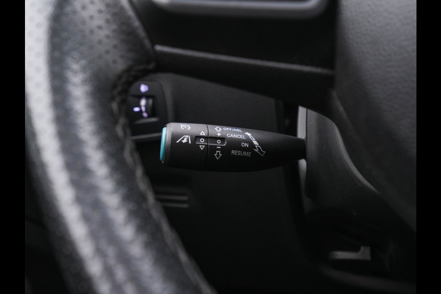 MG ZS EV Luxury 45 kWh (INCL-BTW) *PANO | FULL-LEATHER | CCS-FASTLOADER | KEYLESS | NAVI-FULLMAP | ADAPTIVE-CRUISE | CAMERA | HEATED-SEATS | CARPLAY | LANE-ASSIST | SPORT-SEATS | 17"ALU*