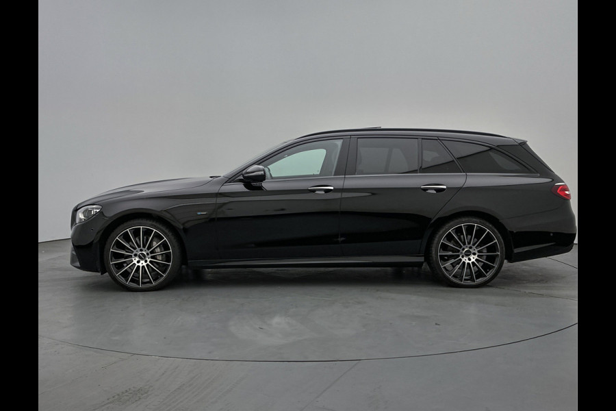 Mercedes-Benz E-Klasse Estate 300 e AMG Line | Panoramadak | Multispaaks lichtmetalen velgen | MBUX wide screen | Navigatie | Parking support | Inclusief 24 maanden MB Certified garantie voor Europa.