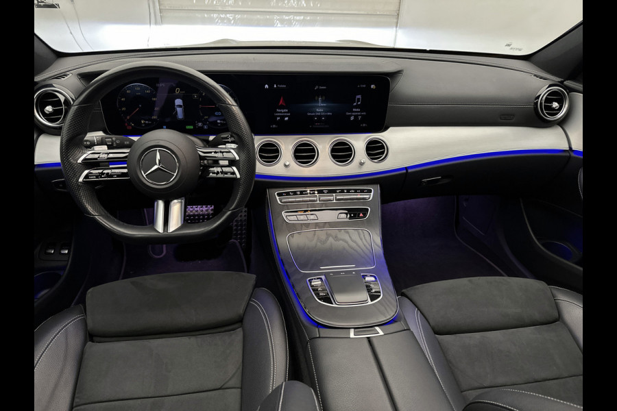 Mercedes-Benz E-Klasse Estate 300 e AMG Line | Panoramadak | Multispaaks lichtmetalen velgen | MBUX wide screen | Navigatie | Parking support | Inclusief 24 maanden MB Certified garantie voor Europa.