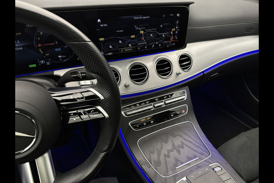 Mercedes-Benz E-Klasse Estate 300 e AMG Line | Panoramadak | Multispaaks lichtmetalen velgen | MBUX wide screen | Navigatie | Parking support | Inclusief 24 maanden MB Certified garantie voor Europa.
