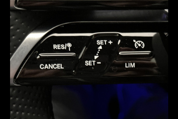 Mercedes-Benz E-Klasse Estate 300 e AMG Line | Panoramadak | Multispaaks lichtmetalen velgen | MBUX wide screen | Navigatie | Parking support | Inclusief 24 maanden MB Certified garantie voor Europa.