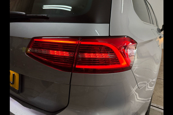 Volkswagen Passat Variant 1.4 TSI ACT Highline Business Navi | Camera | Massagestoel | Carplay | Climate | Cruise adaptief