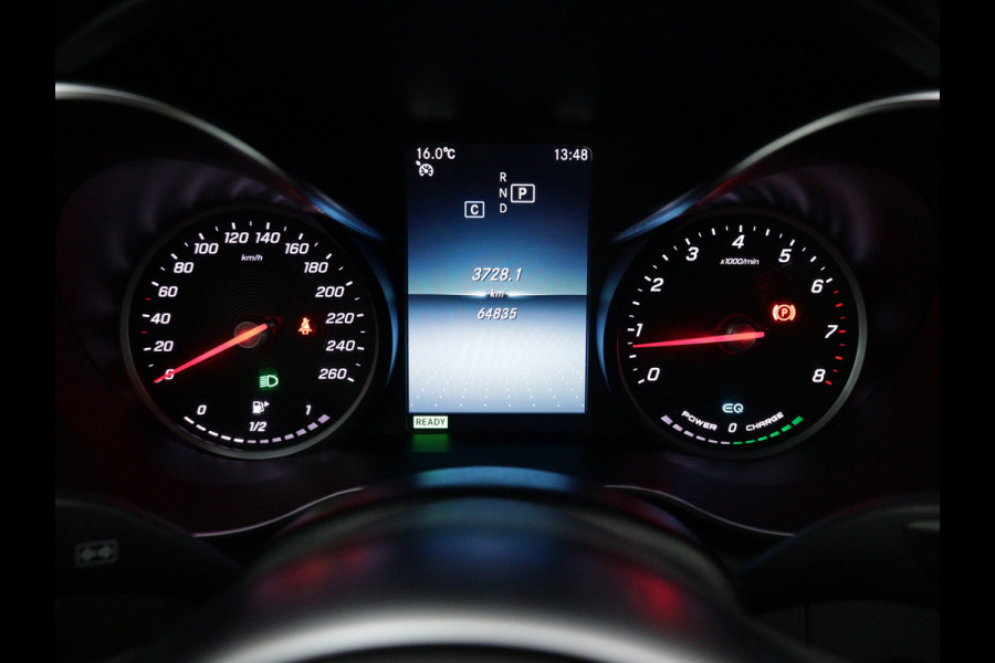 Mercedes-Benz C-Klasse Cabrio 200 Premium Plus Pack | 5 spaaks lichtmetalen velgen | Navigatie | Parking support met Camera achter | Louwman Basispakket  met 1 jaar Bovag Garantie.