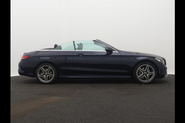 Mercedes-Benz C-Klasse Cabrio 200 Premium Plus Pack | 5 spaaks lichtmetalen velgen | Navigatie | Parking support met Camera achter | Louwman Basispakket  met 1 jaar Bovag Garantie.