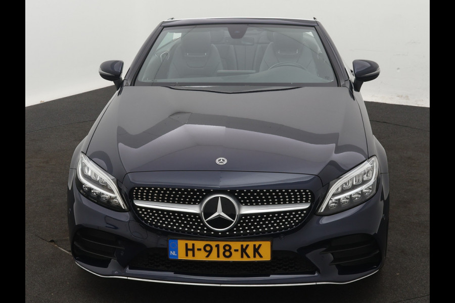 Mercedes-Benz C-Klasse Cabrio 200 Premium Plus Pack | 5 spaaks lichtmetalen velgen | Navigatie | Parking support met Camera achter | Louwman Basispakket  met 1 jaar Bovag Garantie.