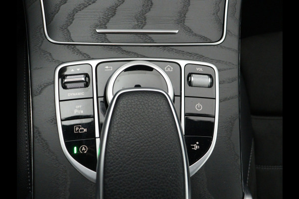 Mercedes-Benz C-Klasse Cabrio 200 Premium Plus Pack | 5 spaaks lichtmetalen velgen | Navigatie | Parking support met Camera achter | Louwman Basispakket  met 1 jaar Bovag Garantie.