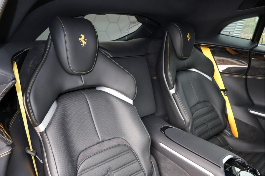 Ferrari Purosangue 6.5 V12 | NEW | NO REGISTRATION | VAT REF. | 135K OPTIONS | CARBON WHEELHOUSE, R+F DIFFUSERS, UNDERDOOR, MIRRORS, DOORPANELS, KI MASSAGE REAR SEATS | FULL LEATHER PACK | DIGITAL REAR VIEW CAMERA | PRIVACY GLASS | REAR SEATS COOLED/HEATED | BURMESTER HIGH END AUDIO | ACTIVE MATRIX LED HEADLIGHTS