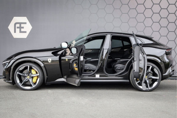 Ferrari Purosangue 6.5 V12 | NEW | NO REGISTRATION | VAT REF. | 135K OPTIONS | CARBON WHEELHOUSE, R+F DIFFUSERS, UNDERDOOR, MIRRORS, DOORPANELS, KI MASSAGE REAR SEATS | FULL LEATHER PACK | DIGITAL REAR VIEW CAMERA | PRIVACY GLASS | REAR SEATS COOLED/HEATED | BURMESTER HIGH END AUDIO | ACTIVE MATRIX LED HEADLIGHTS