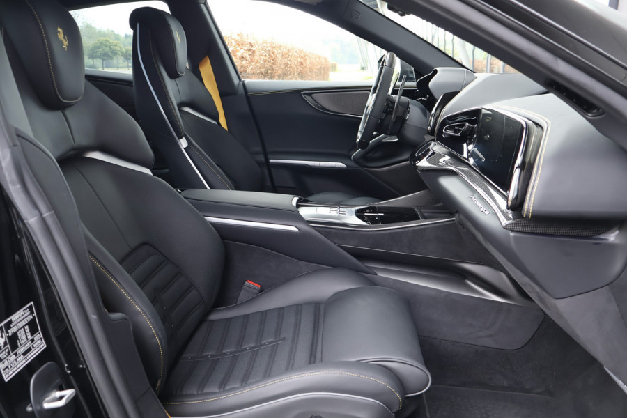 Ferrari Purosangue 6.5 V12 | NEW | NO REGISTRATION | VAT REF. | 135K OPTIONS | CARBON WHEELHOUSE, R+F DIFFUSERS, UNDERDOOR, MIRRORS, DOORPANELS, KI MASSAGE REAR SEATS | FULL LEATHER PACK | DIGITAL REAR VIEW CAMERA | PRIVACY GLASS | REAR SEATS COOLED/HEATED | BURMESTER HIGH END AUDIO | ACTIVE MATRIX LED HEADLIGHTS