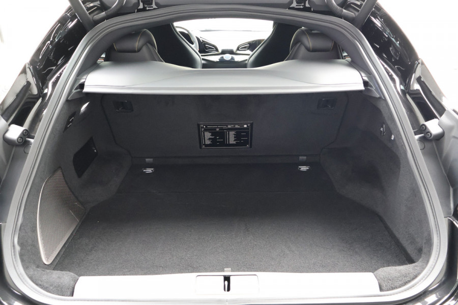 Ferrari Purosangue 6.5 V12 | NEW | NO REGISTRATION | VAT REF. | 135K OPTIONS | CARBON WHEELHOUSE, R+F DIFFUSERS, UNDERDOOR, MIRRORS, DOORPANELS, KI MASSAGE REAR SEATS | FULL LEATHER PACK | DIGITAL REAR VIEW CAMERA | PRIVACY GLASS | REAR SEATS COOLED/HEATED | BURMESTER HIGH END AUDIO | ACTIVE MATRIX LED HEADLIGHTS