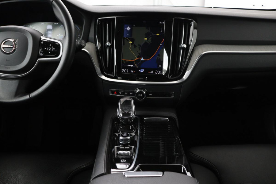Volvo V60 2.0 T8 Recharge AWD Inscription | Leder | Stoelverwarming | Camera | Carplay | Memory | Adaptive cruise | Keyless | Full LED