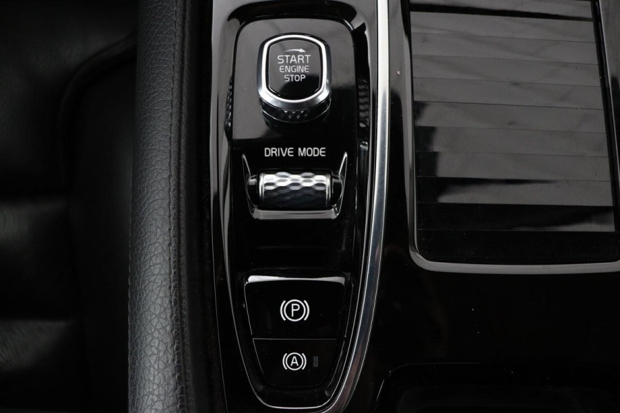 Volvo V60 2.0 T8 Recharge AWD Inscription | Leder | Stoelverwarming | Camera | Carplay | Memory | Adaptive cruise | Keyless | Full LED