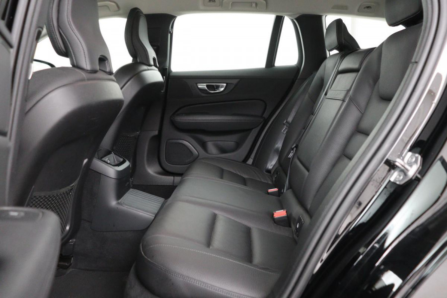 Volvo V60 2.0 T8 Recharge AWD Inscription | Leder | Stoelverwarming | Camera | Carplay | Memory | Adaptive cruise | Keyless | Full LED