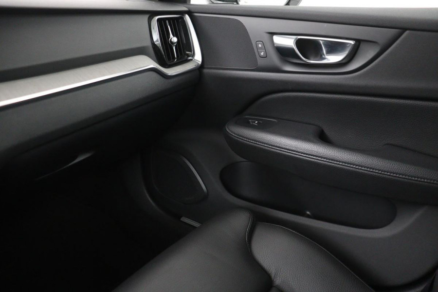 Volvo V60 2.0 T8 Recharge AWD Inscription | Leder | Stoelverwarming | Camera | Carplay | Memory | Adaptive cruise | Keyless | Full LED