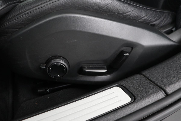 Volvo V60 2.0 T8 Recharge AWD Inscription | Leder | Stoelverwarming | Camera | Carplay | Memory | Adaptive cruise | Keyless | Full LED
