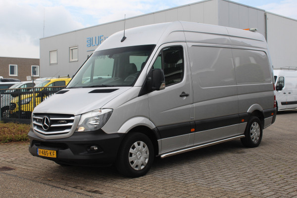 Mercedes-Benz Sprinter 319 3.0 CDI V6 Euro6 L2H2 7G-Tronic ✓ 1e eigenaar ✓ servicebus / werkplaats ✓ airco ✓ trekhaak