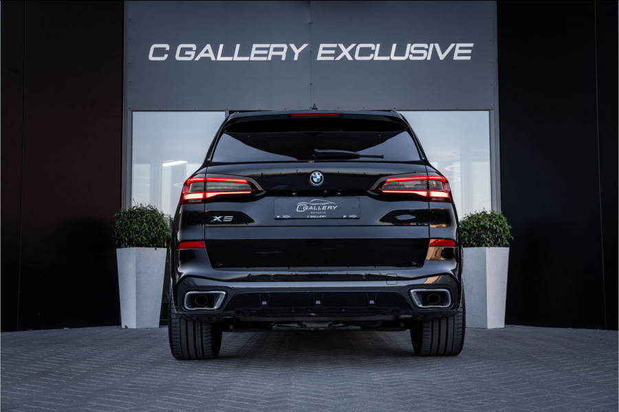 BMW X5 xDrive30d - Ex. BTW | Grijs Kenteken | M-Sport | Panorama | Elek. Trekhaak