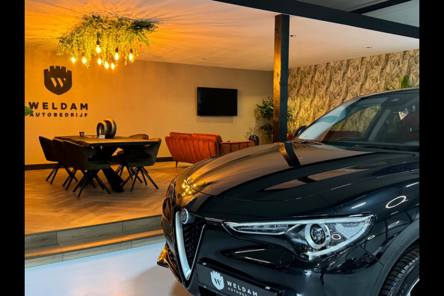 Alfa Romeo Stelvio 2.0 T AWD Super Q4 Garantie Camera PDC Leder Elek Achterklep DAB LED Cruise Clima Navi Rijklaar